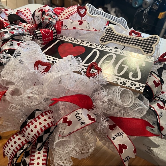 I❤️ dogs wreath - Picture 3 of 3